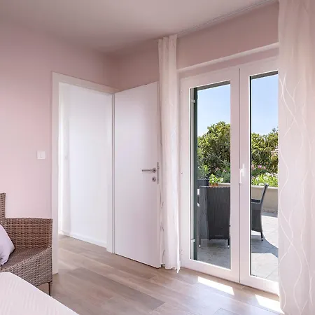 Big Sunny Terrace Hvar