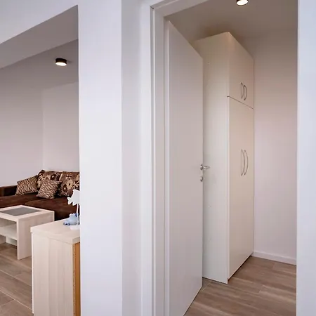 Big Sunny Terrace Hvar