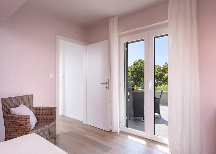 Big Sunny Terrace Hvar