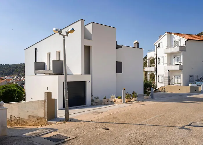 Big Sunny Terrace Hvar *